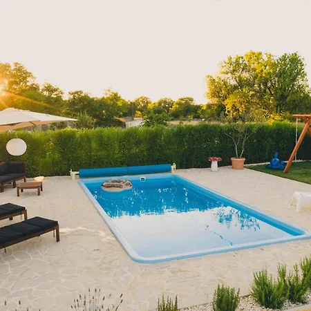 Cozy Country Home With Heated Outdoor Pool Sibenik Exterior photo